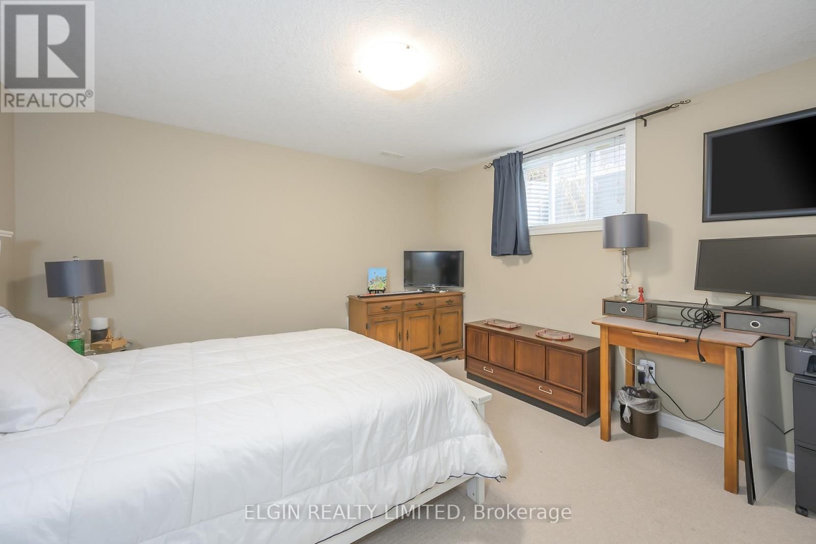 18 CARDINAL COURT Image 20