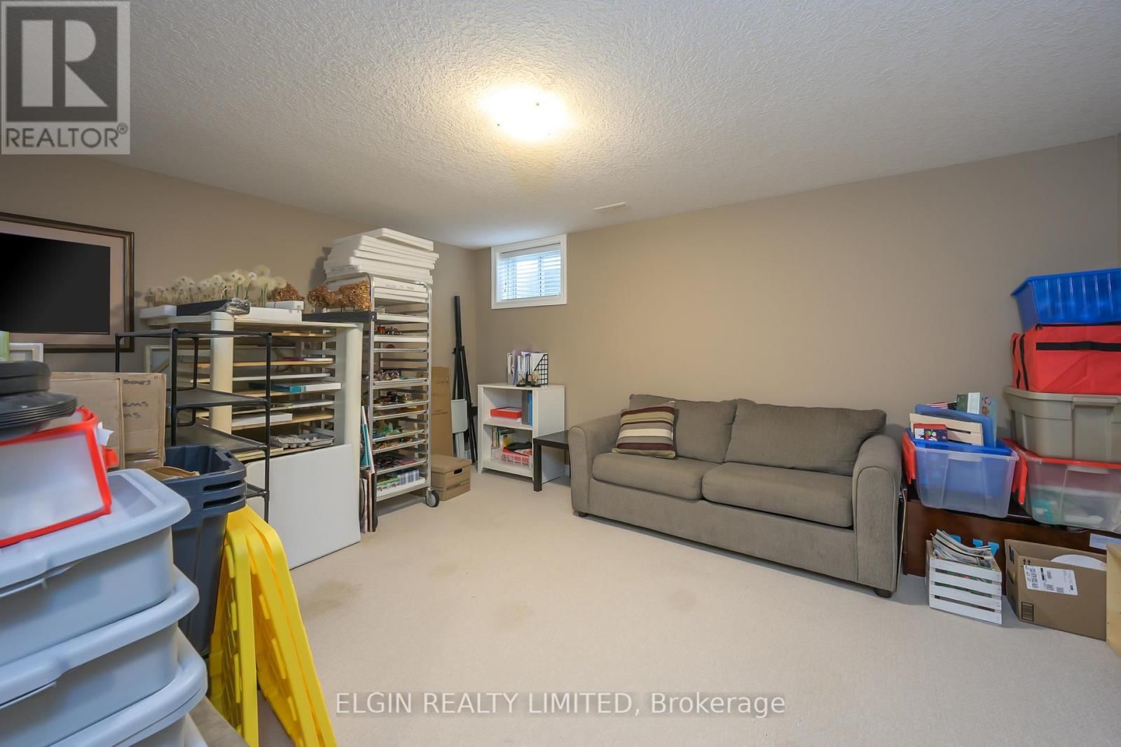 18 CARDINAL COURT Image 21