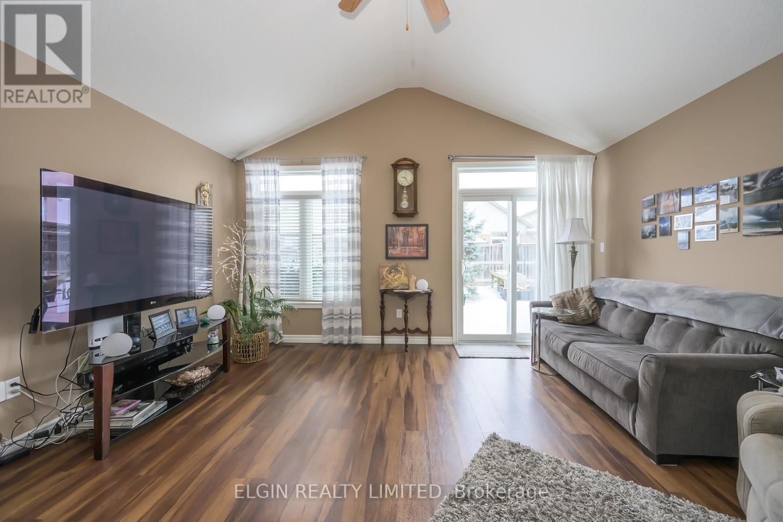 18 CARDINAL COURT Image 3