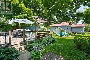 256 RIDGE ROAD SOUTH Image 12