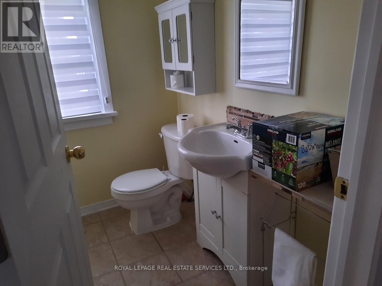 256 RIDGE ROAD SOUTH Image 18