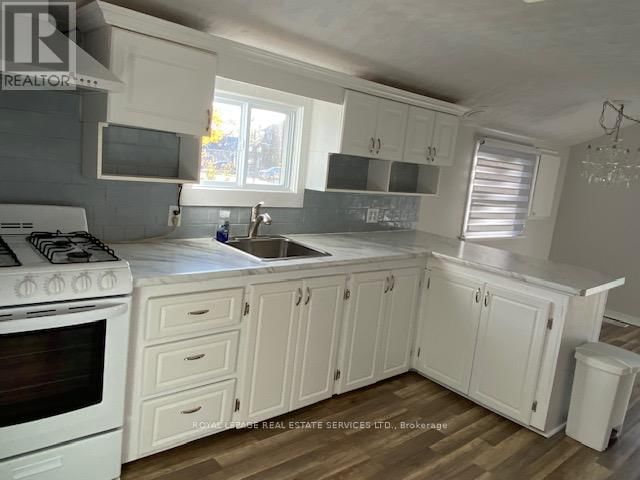 256 RIDGE ROAD SOUTH Image 6