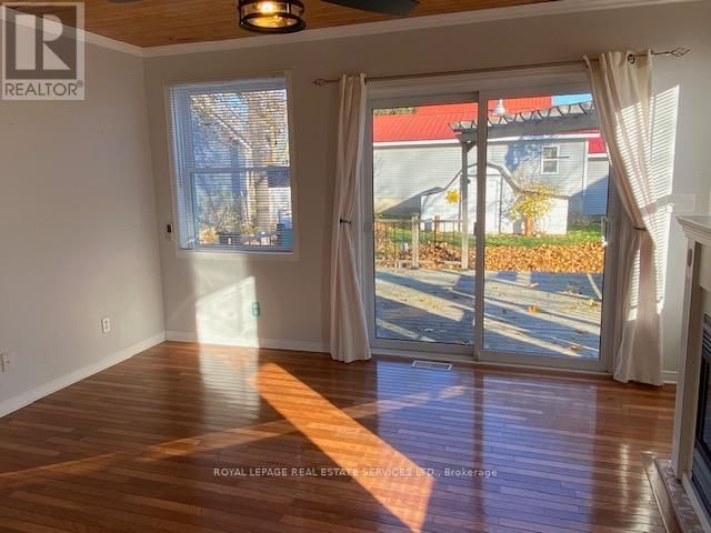 256 RIDGE ROAD SOUTH Image 9