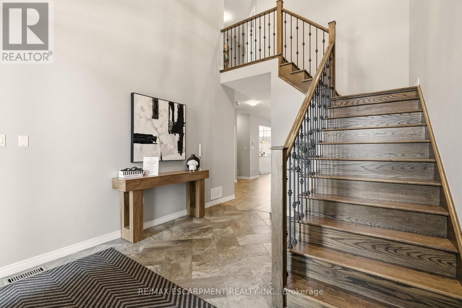 345 FESTIVAL WAY Image 18