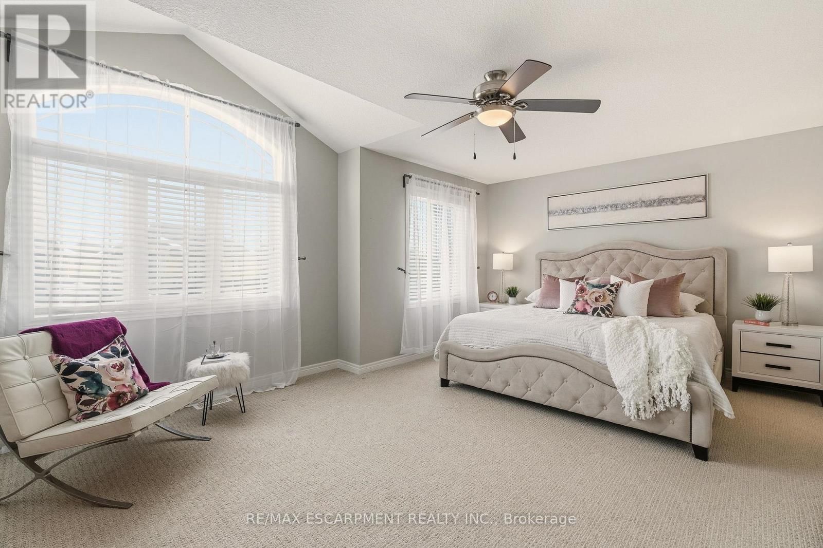 345 FESTIVAL WAY Image 19