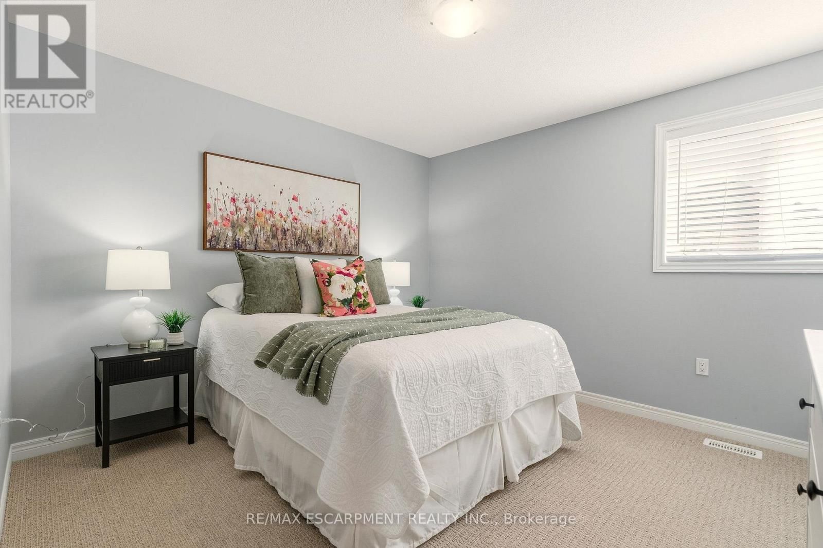 345 FESTIVAL WAY Image 23