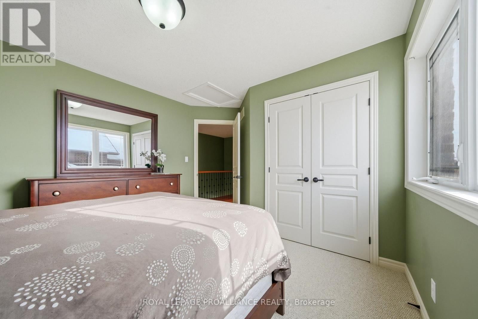 240 AVONDALE ROAD Image 27