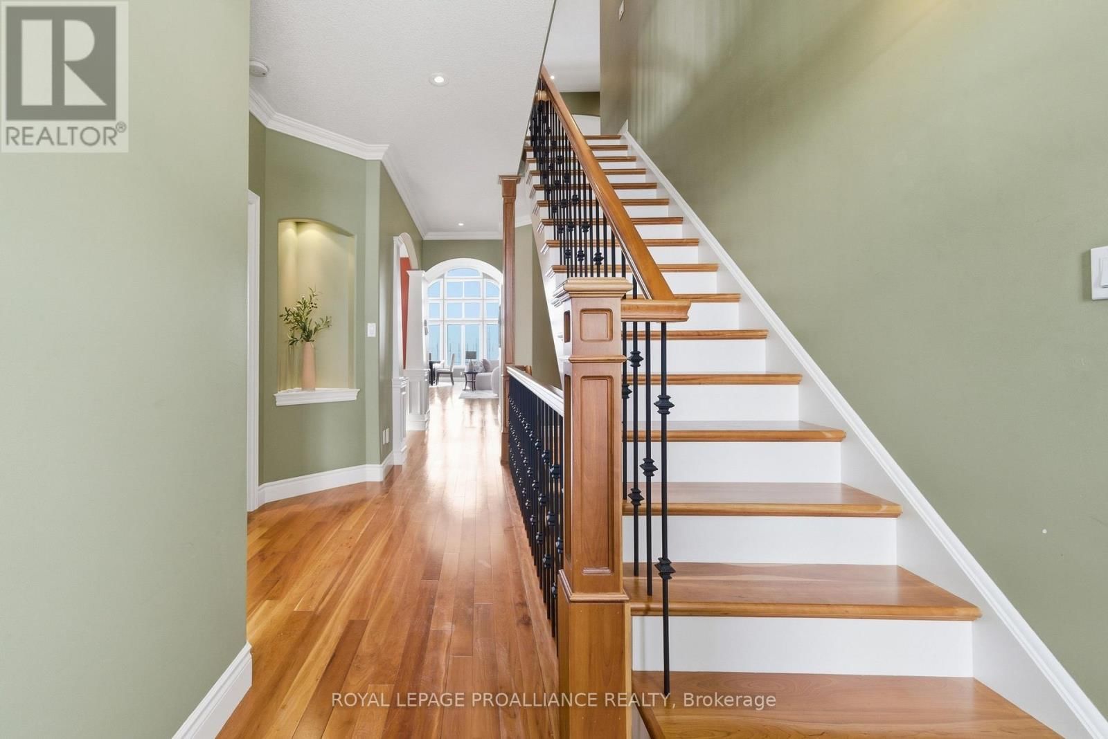 240 AVONDALE ROAD Image 3