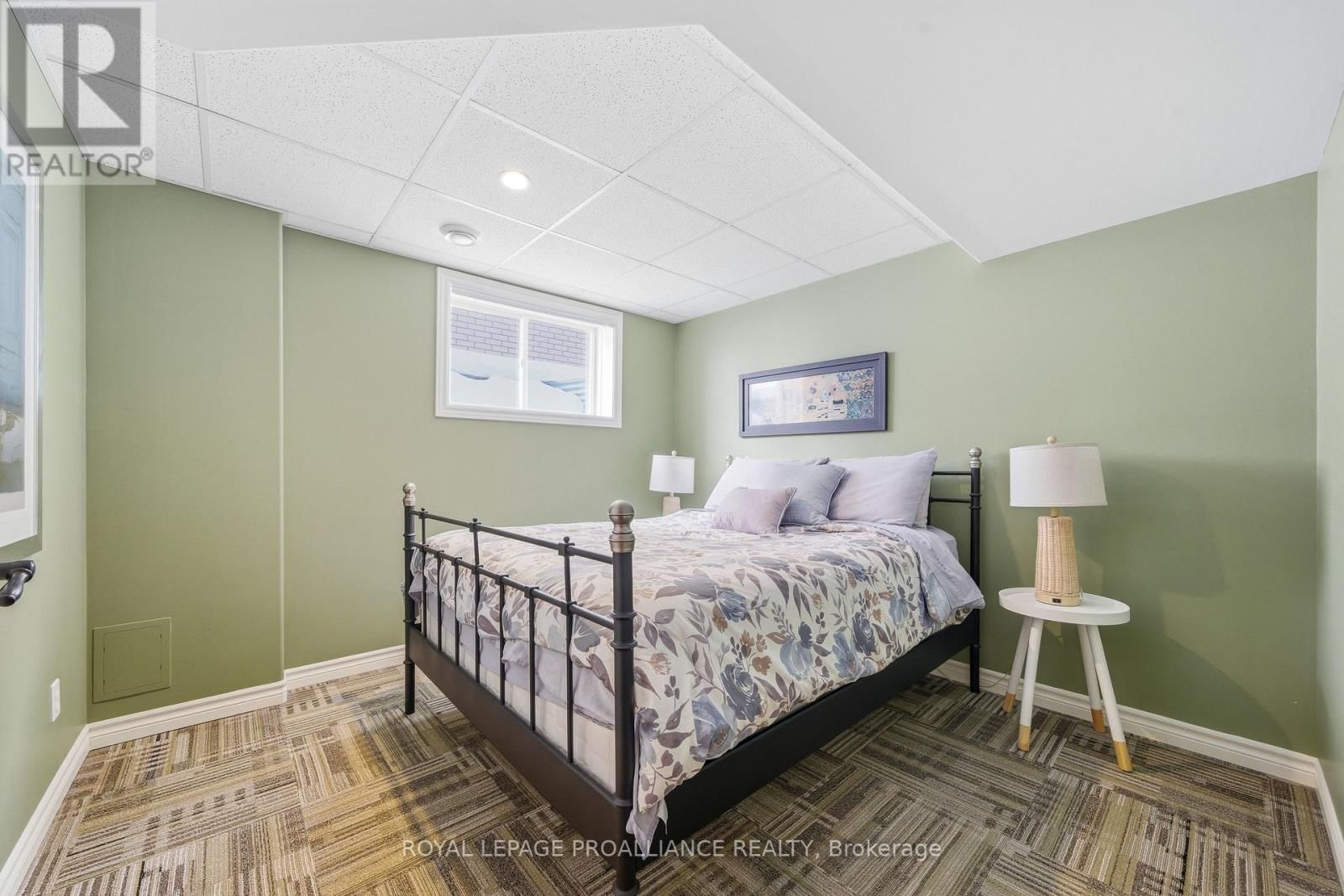 240 AVONDALE ROAD Image 35