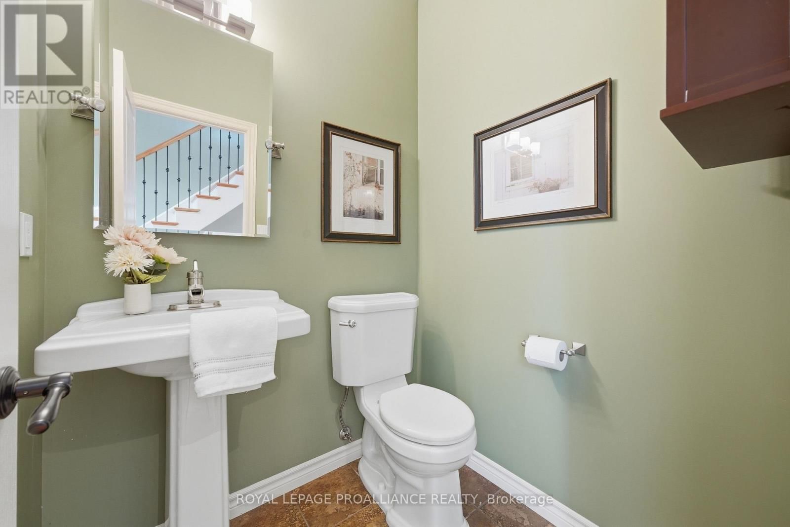 240 AVONDALE ROAD Image 6