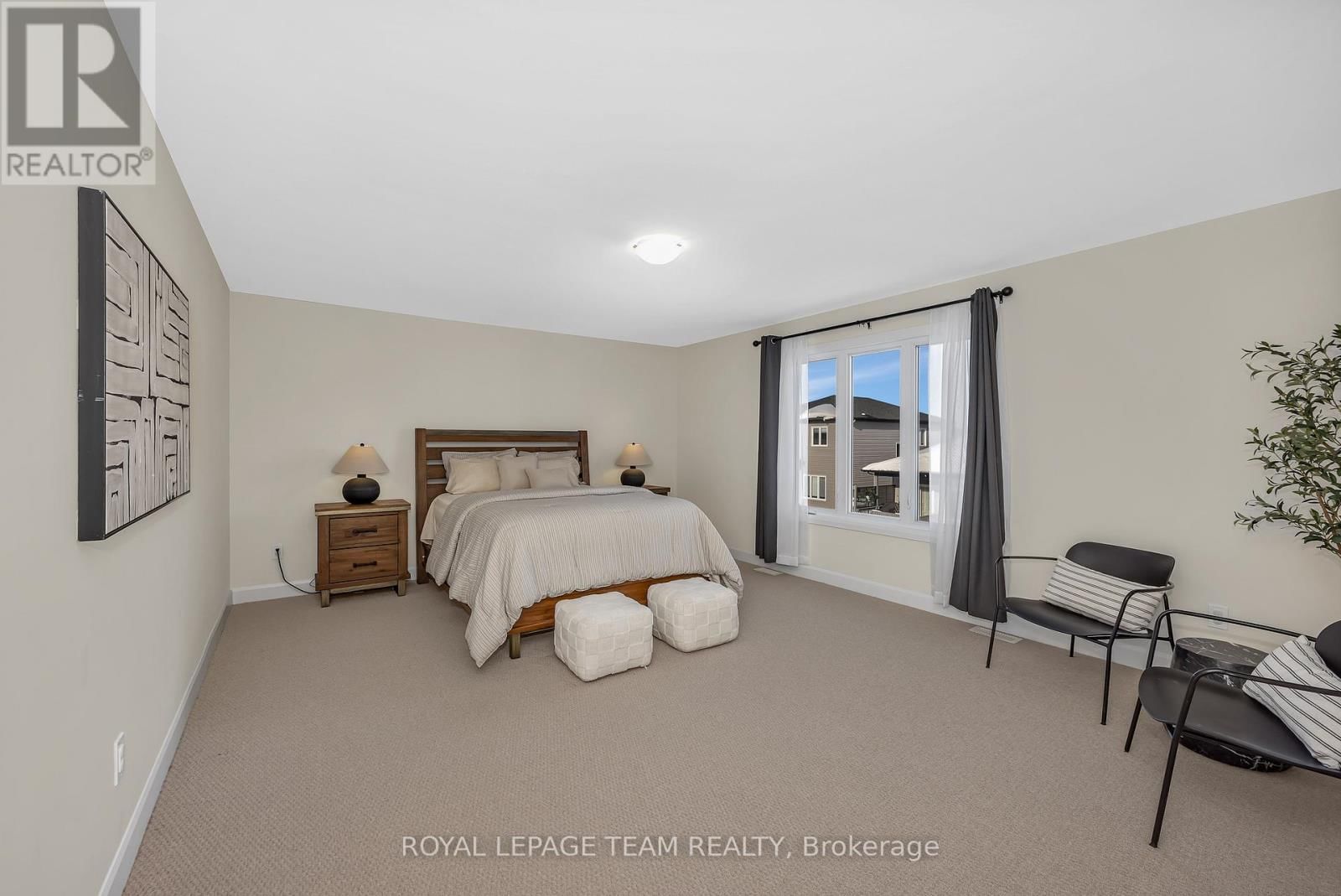 340 MOONLIGHT DRIVE Image 21