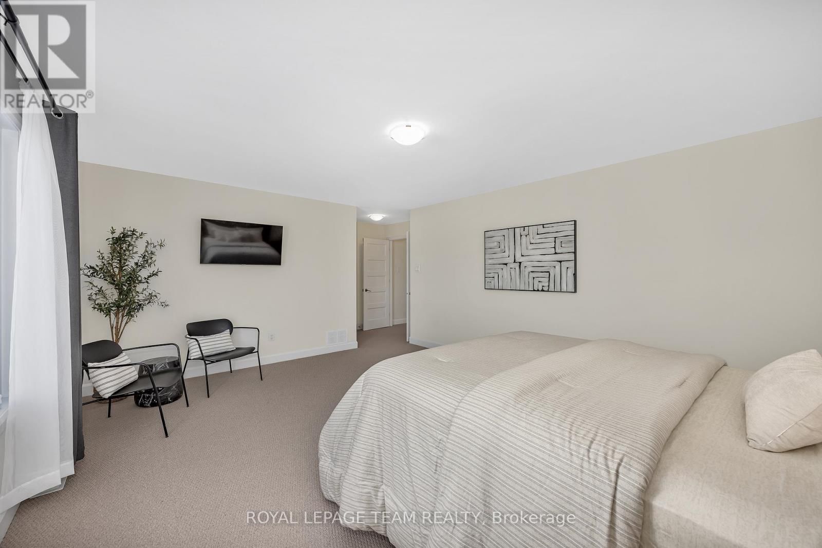 340 MOONLIGHT DRIVE Image 23