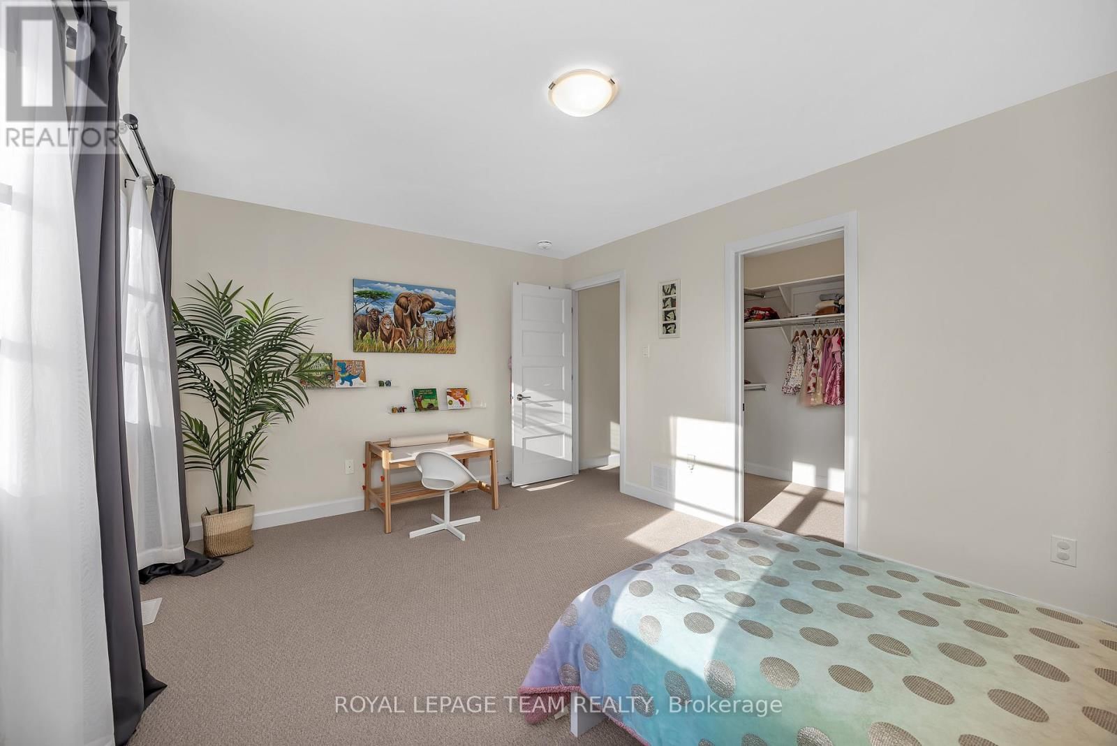 340 MOONLIGHT DRIVE Image 27