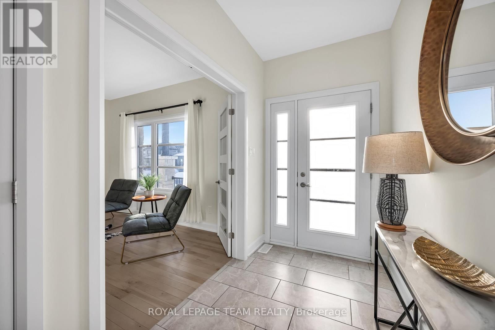 340 MOONLIGHT DRIVE Image 3