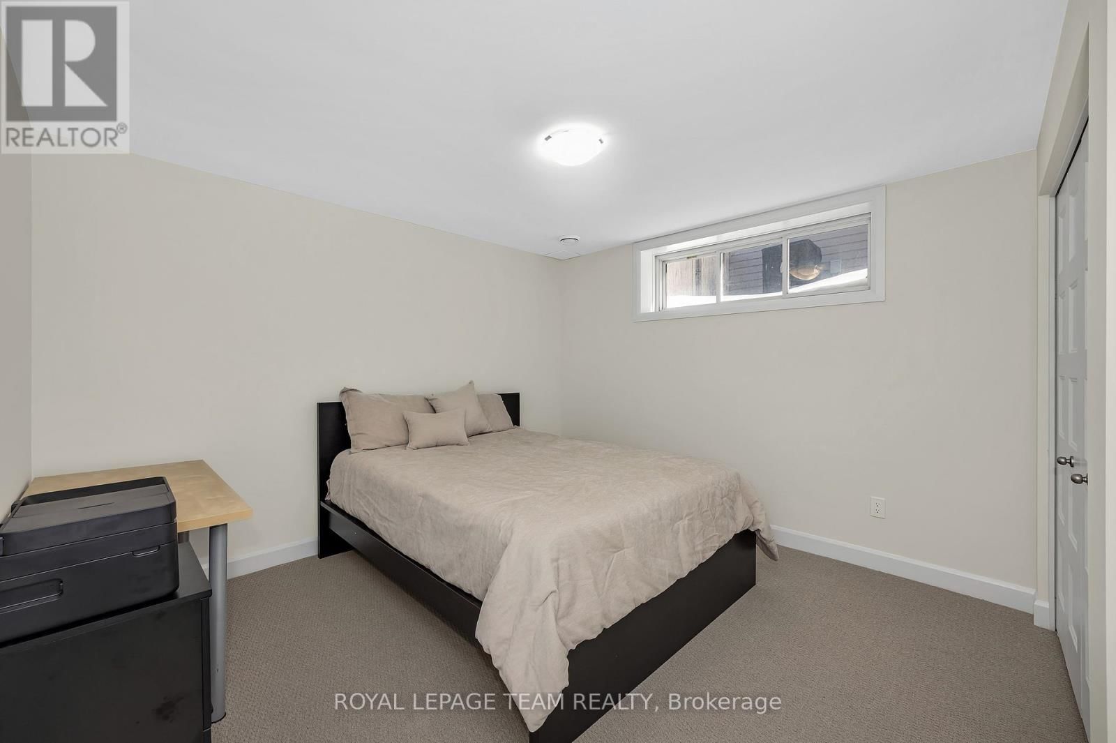 340 MOONLIGHT DRIVE Image 36