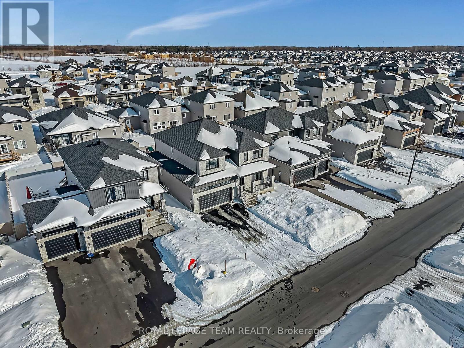 340 MOONLIGHT DRIVE Image 43