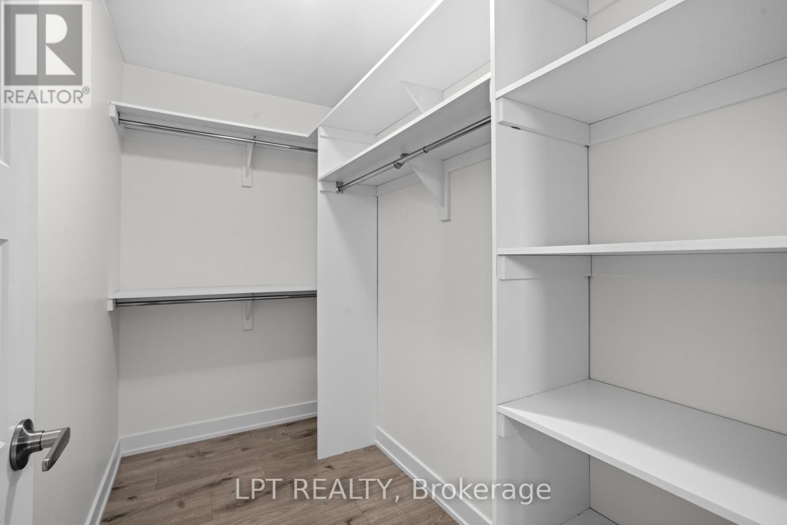 75 CHATEAUGUAY STREET Image 14