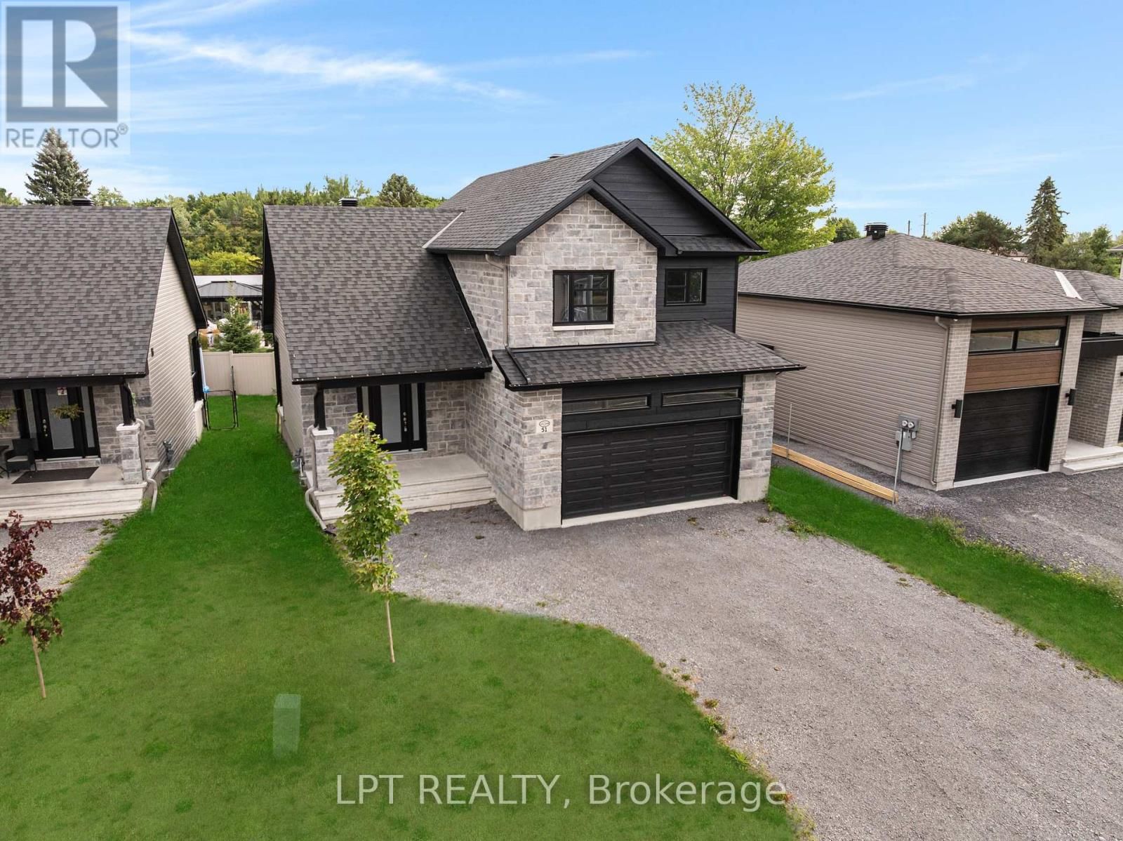 75 CHATEAUGUAY STREET Image 4