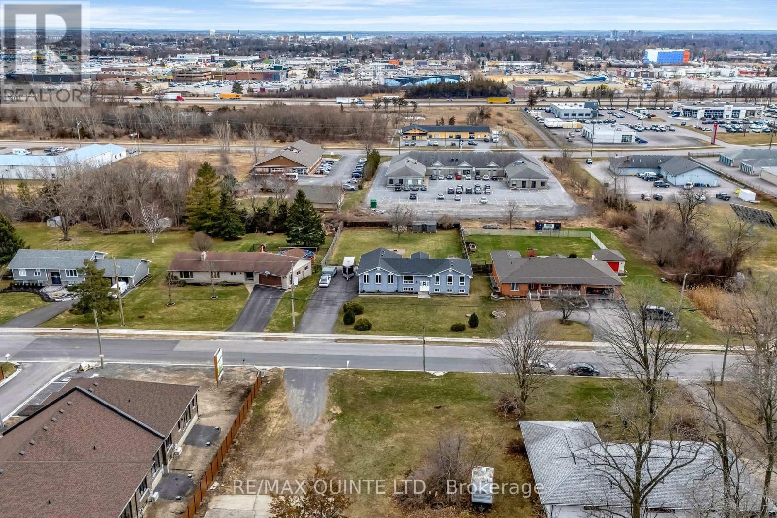 94 CLOVERLEAF DRIVE Image 49