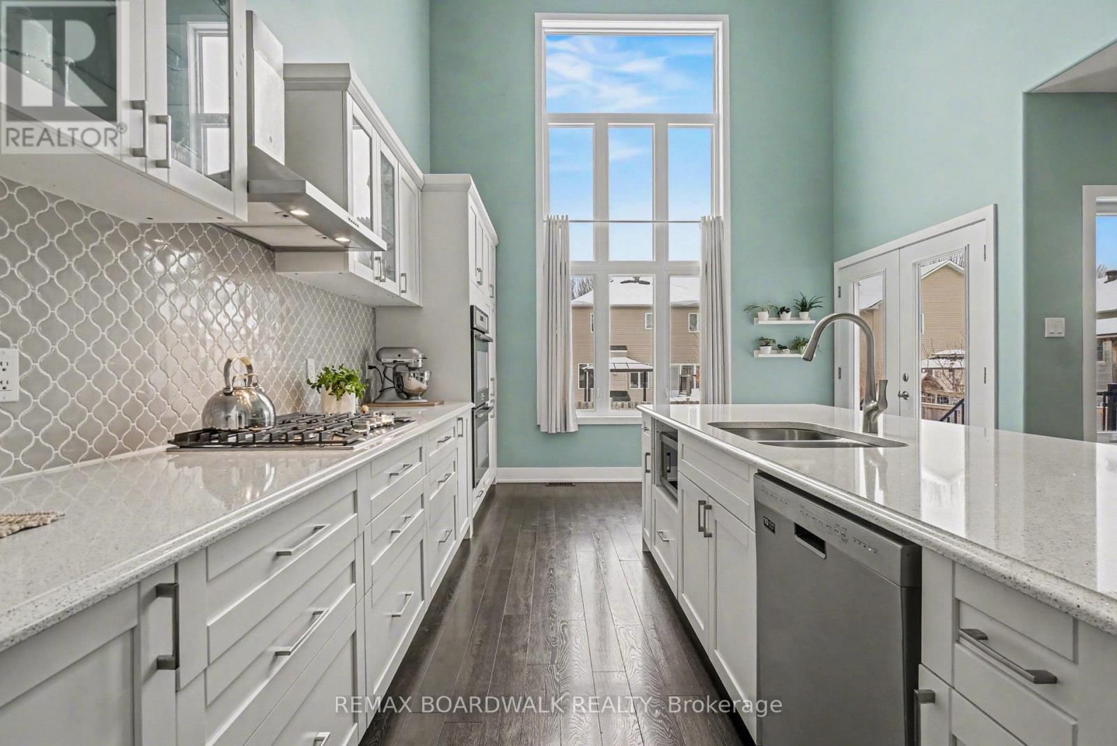 87 COBBLESTONE DRIVE Image 10