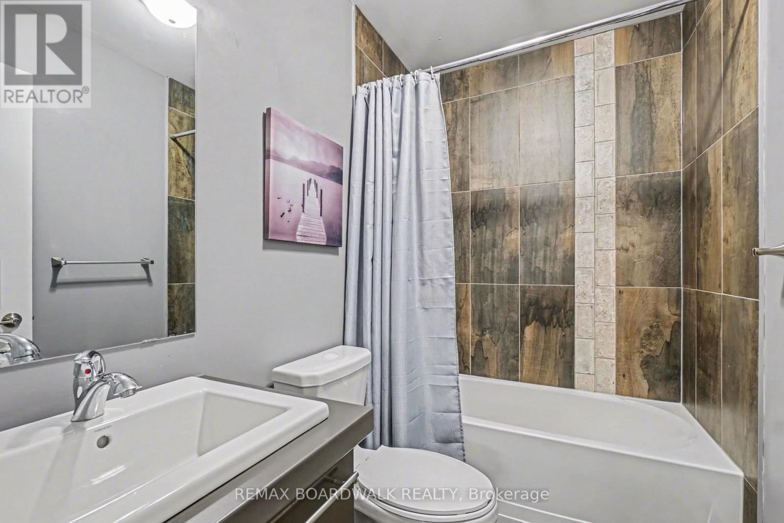 87 COBBLESTONE DRIVE Image 31