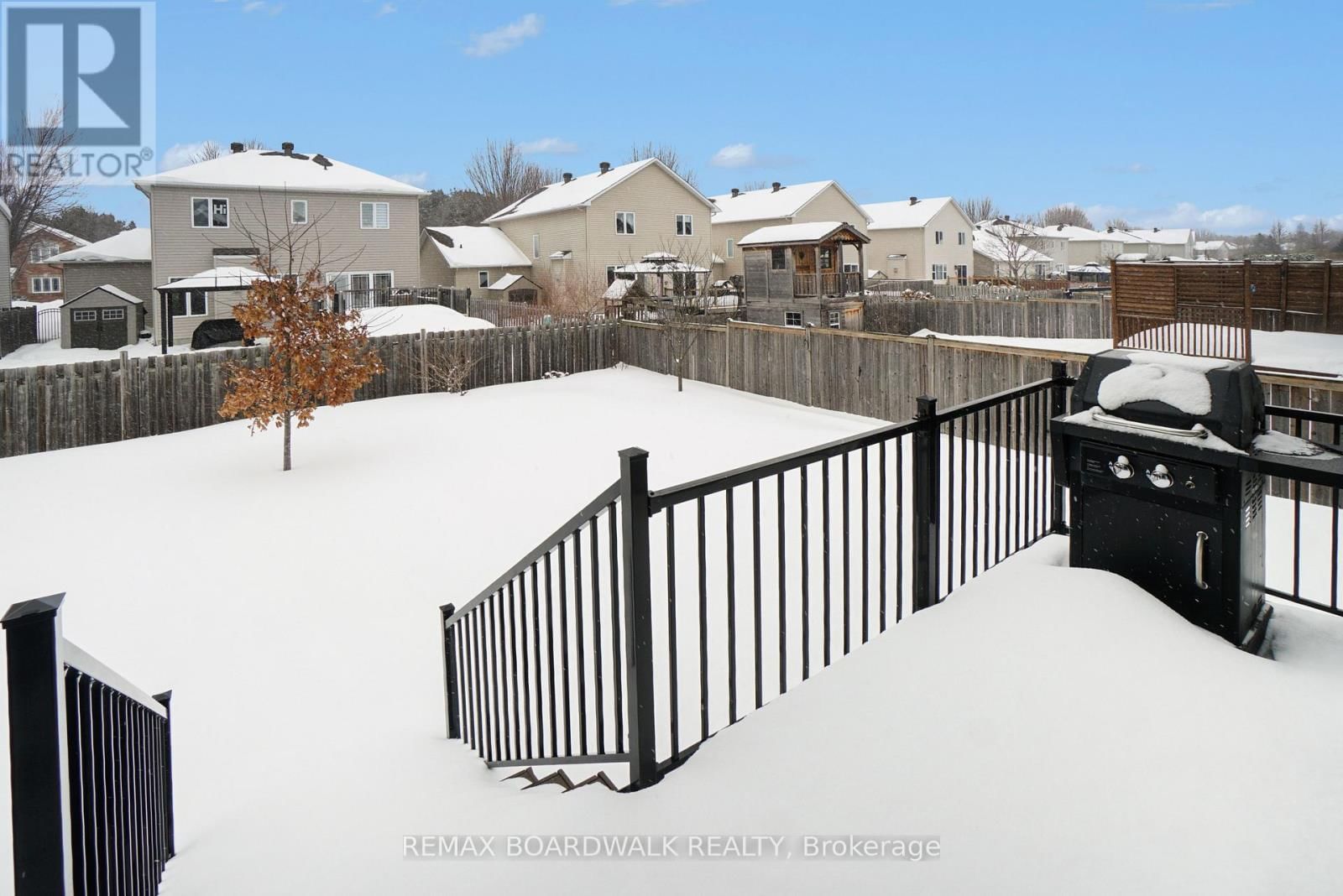 87 COBBLESTONE DRIVE Image 34