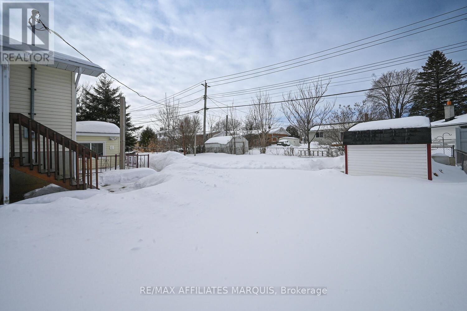 228 BROCKVILLE STREET Image 40