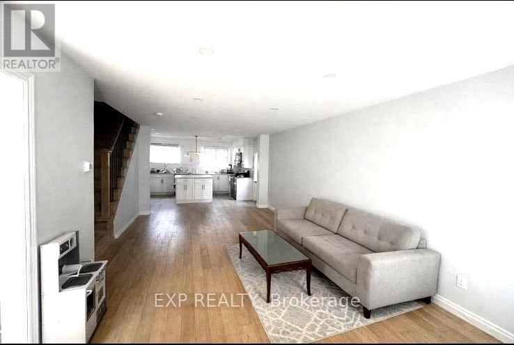 150 OVERLEA DRIVE Image 4