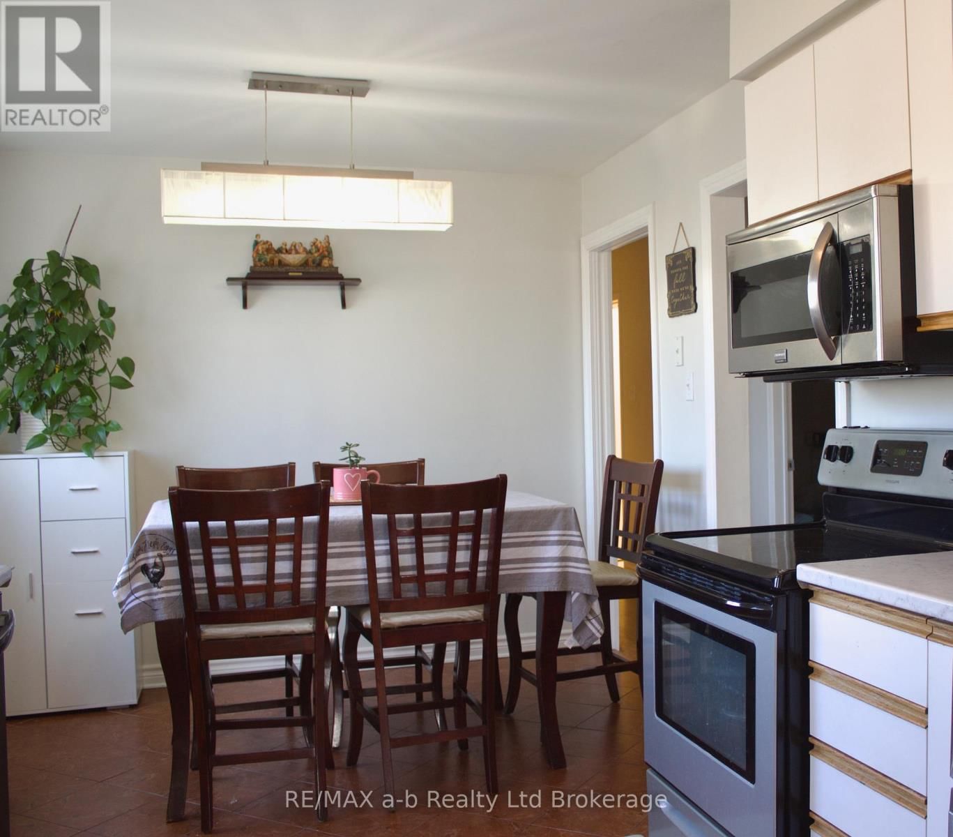 94 D'AUBIGNY ROAD Image 12