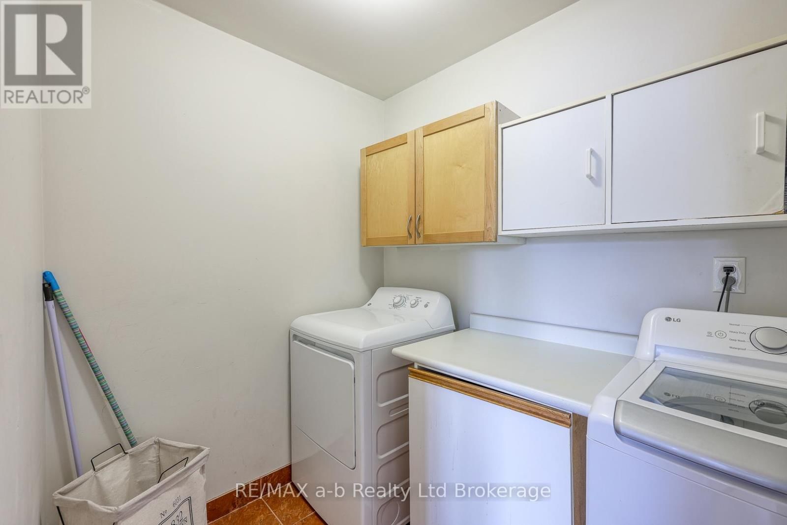 94 D'AUBIGNY ROAD Image 25