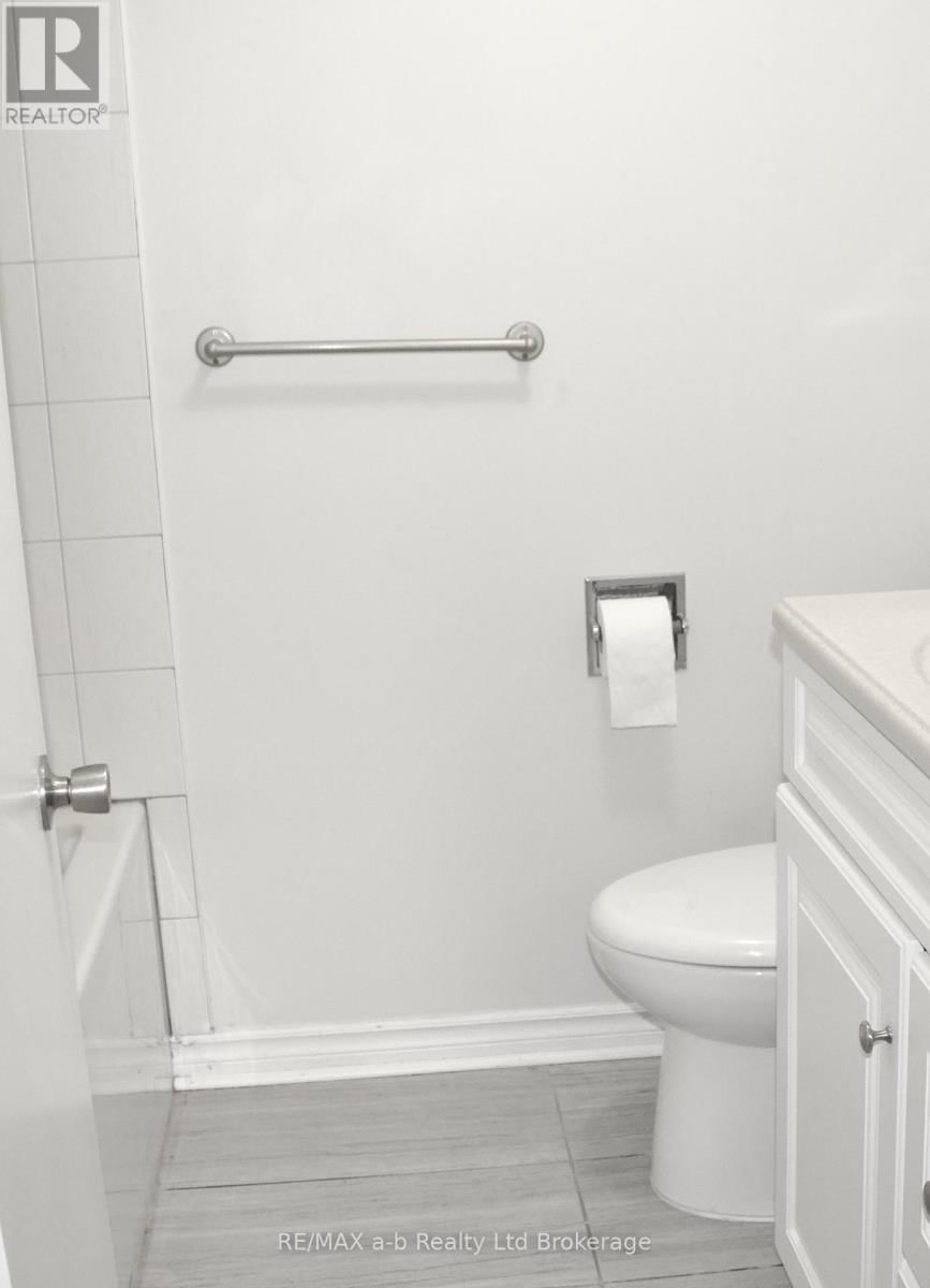 94 D'AUBIGNY ROAD Image 35