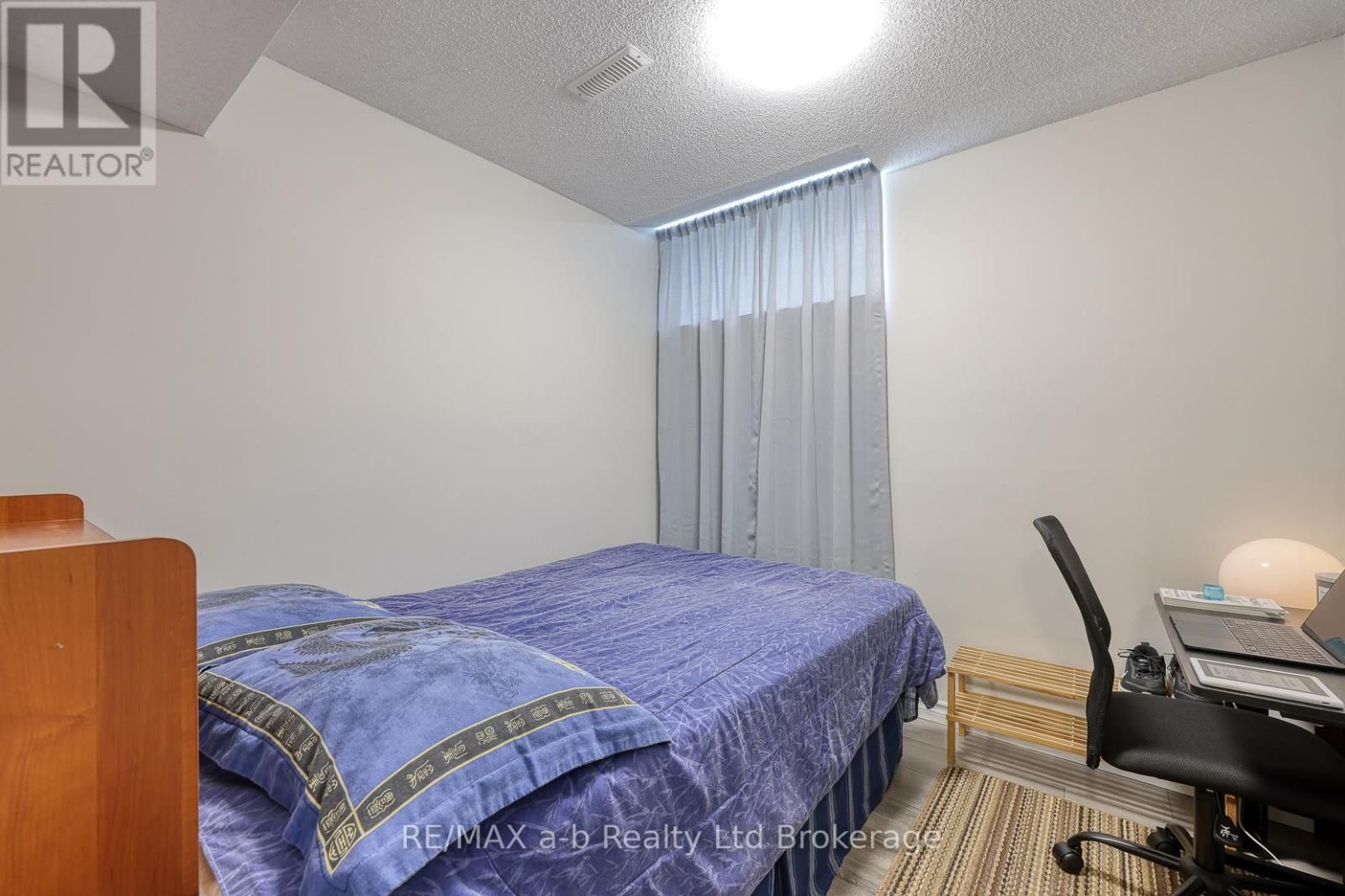 94 D'AUBIGNY ROAD Image 36