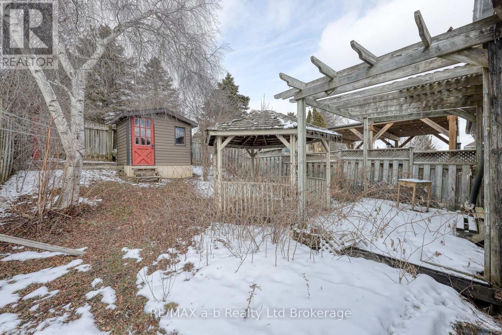 94 D'AUBIGNY ROAD Image 40