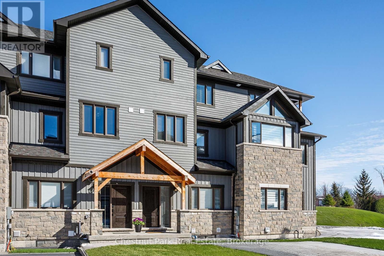 10 - 106 ALPINE SPRINGS COURT Image 1