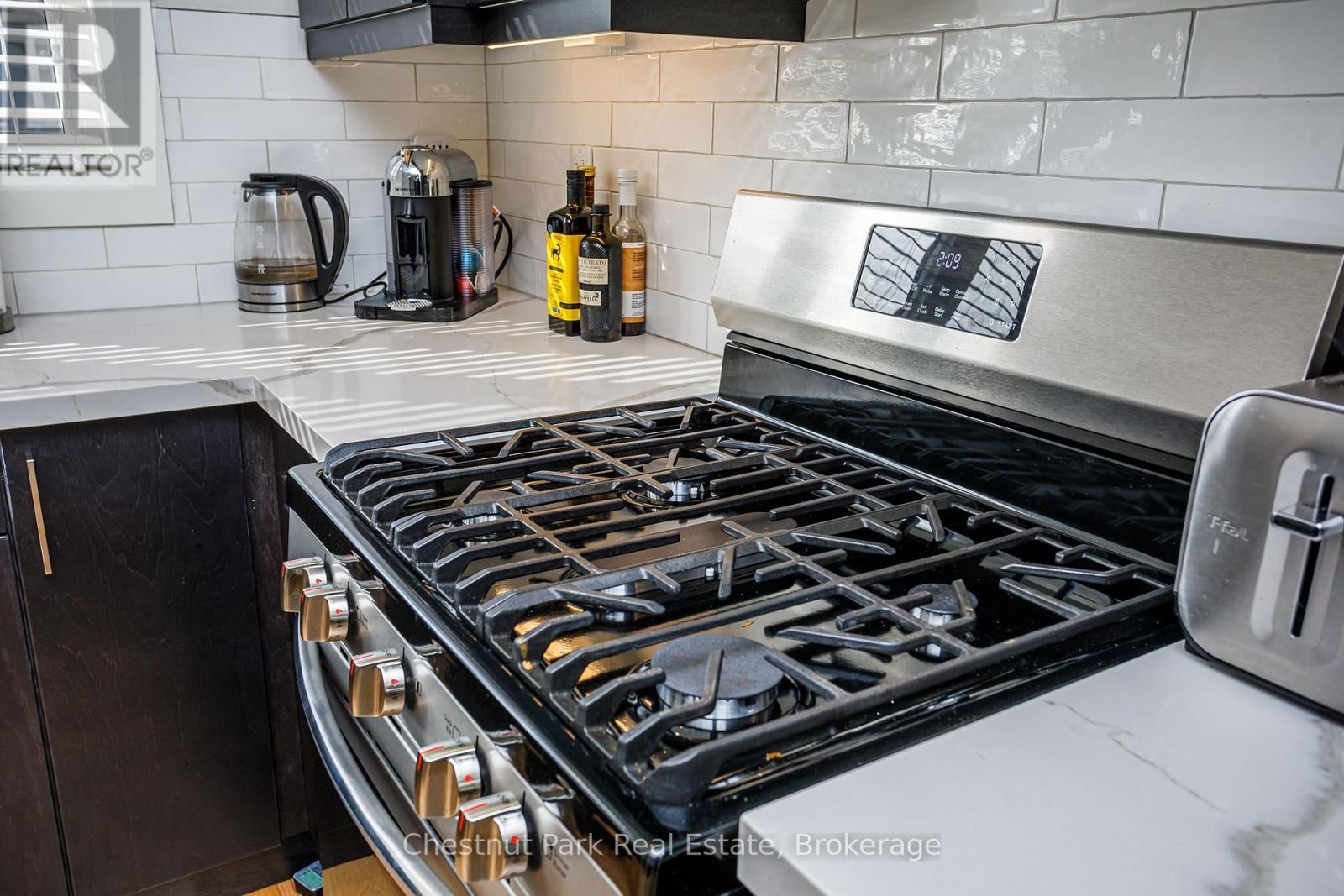 10 - 106 ALPINE SPRINGS COURT Image 20