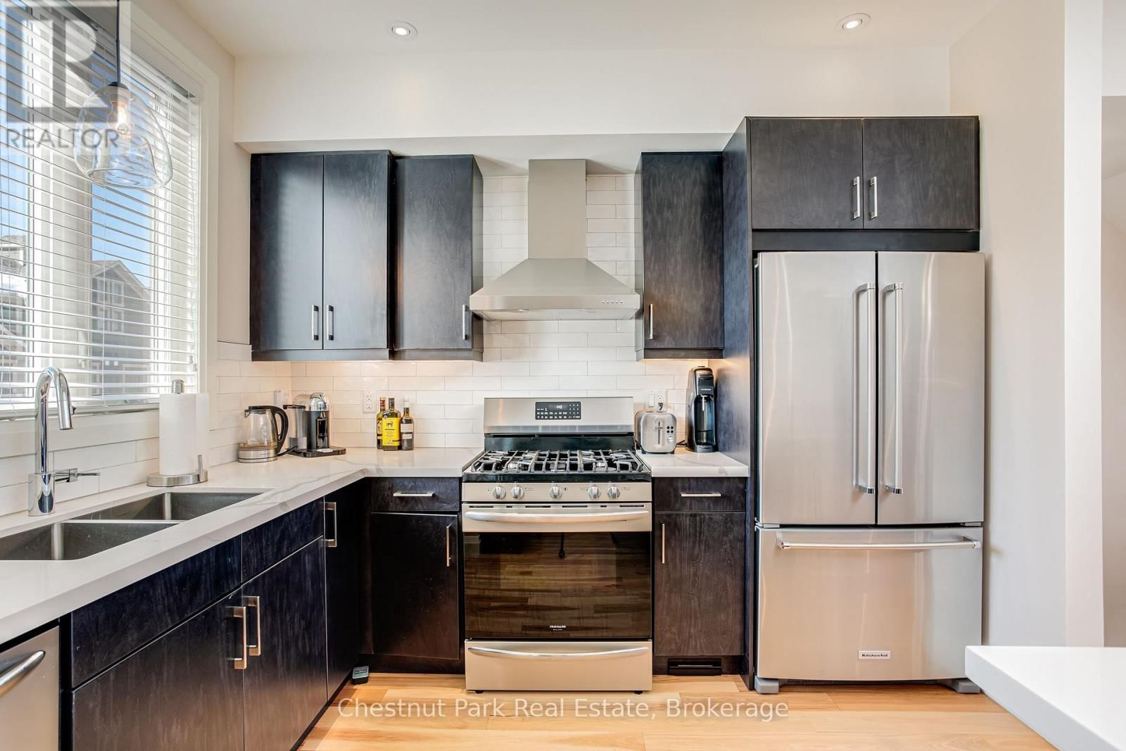 10 - 106 ALPINE SPRINGS COURT Image 22