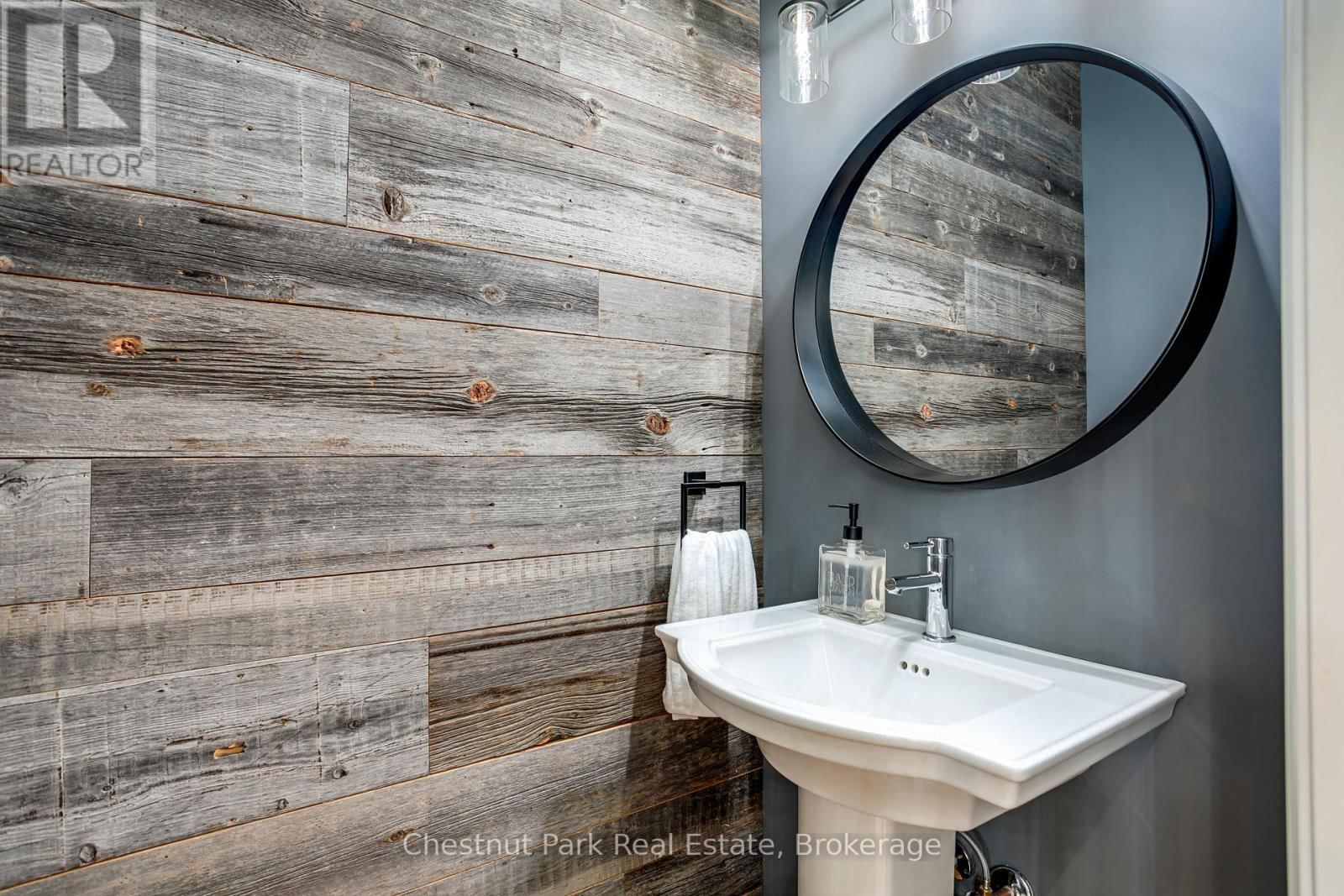 10 - 106 ALPINE SPRINGS COURT Image 32