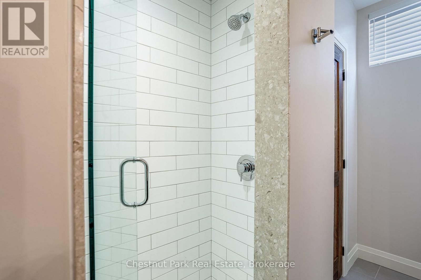 10 - 106 ALPINE SPRINGS COURT Image 35