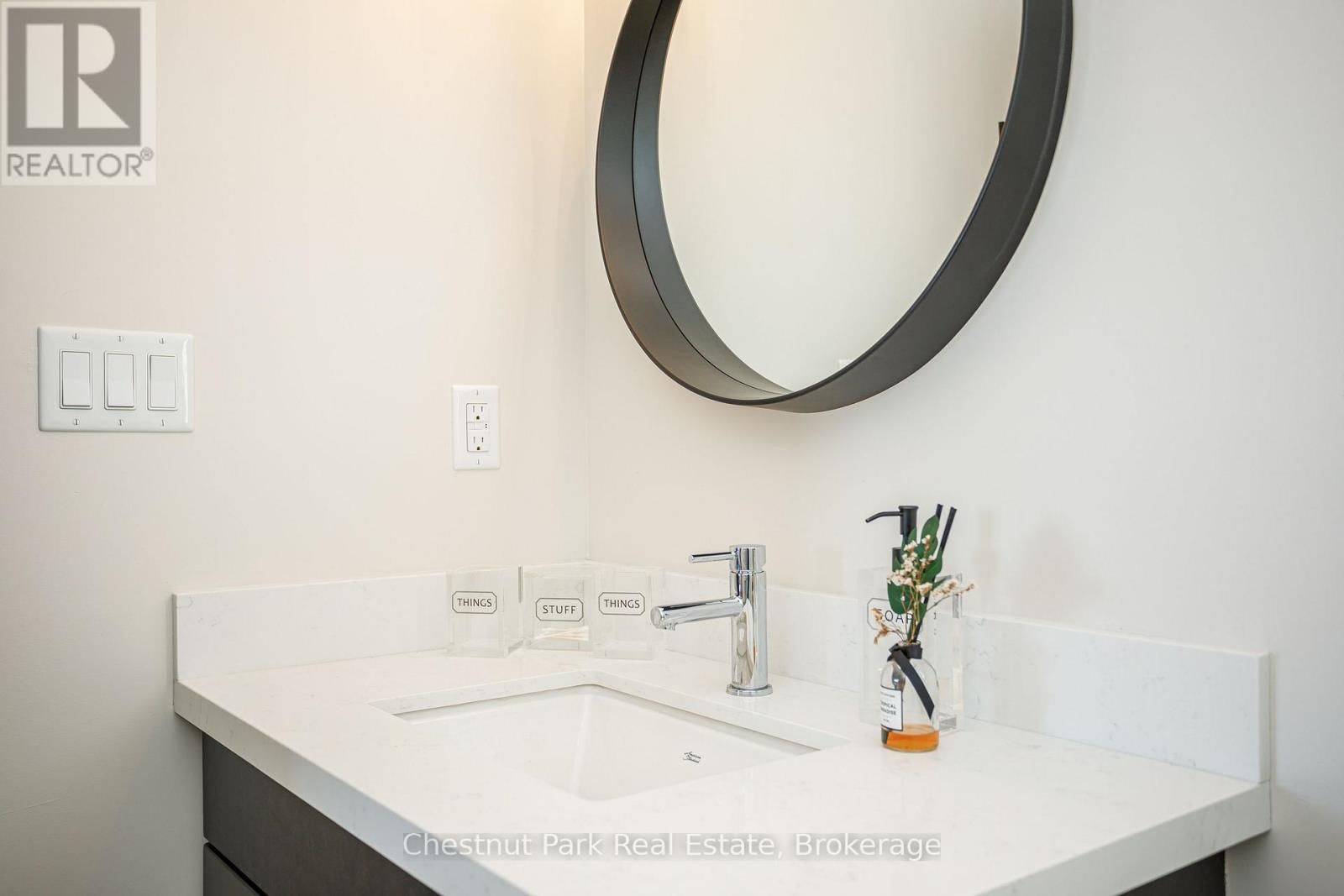 10 - 106 ALPINE SPRINGS COURT Image 37