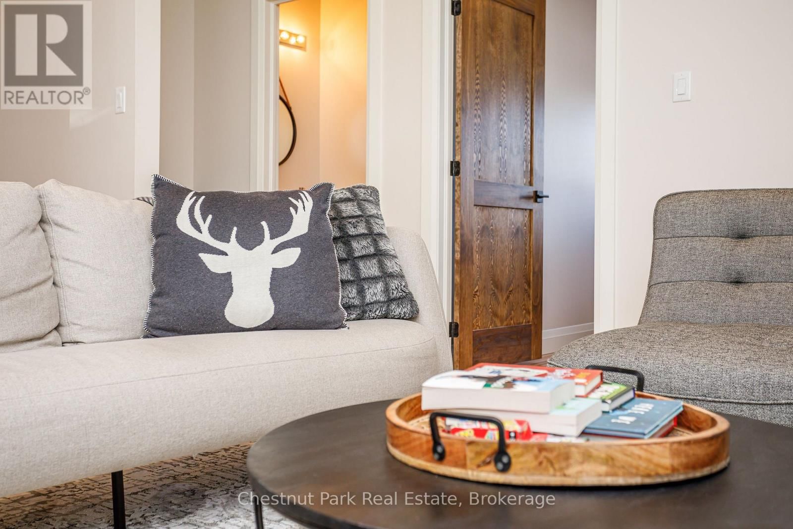 10 - 106 ALPINE SPRINGS COURT Image 4