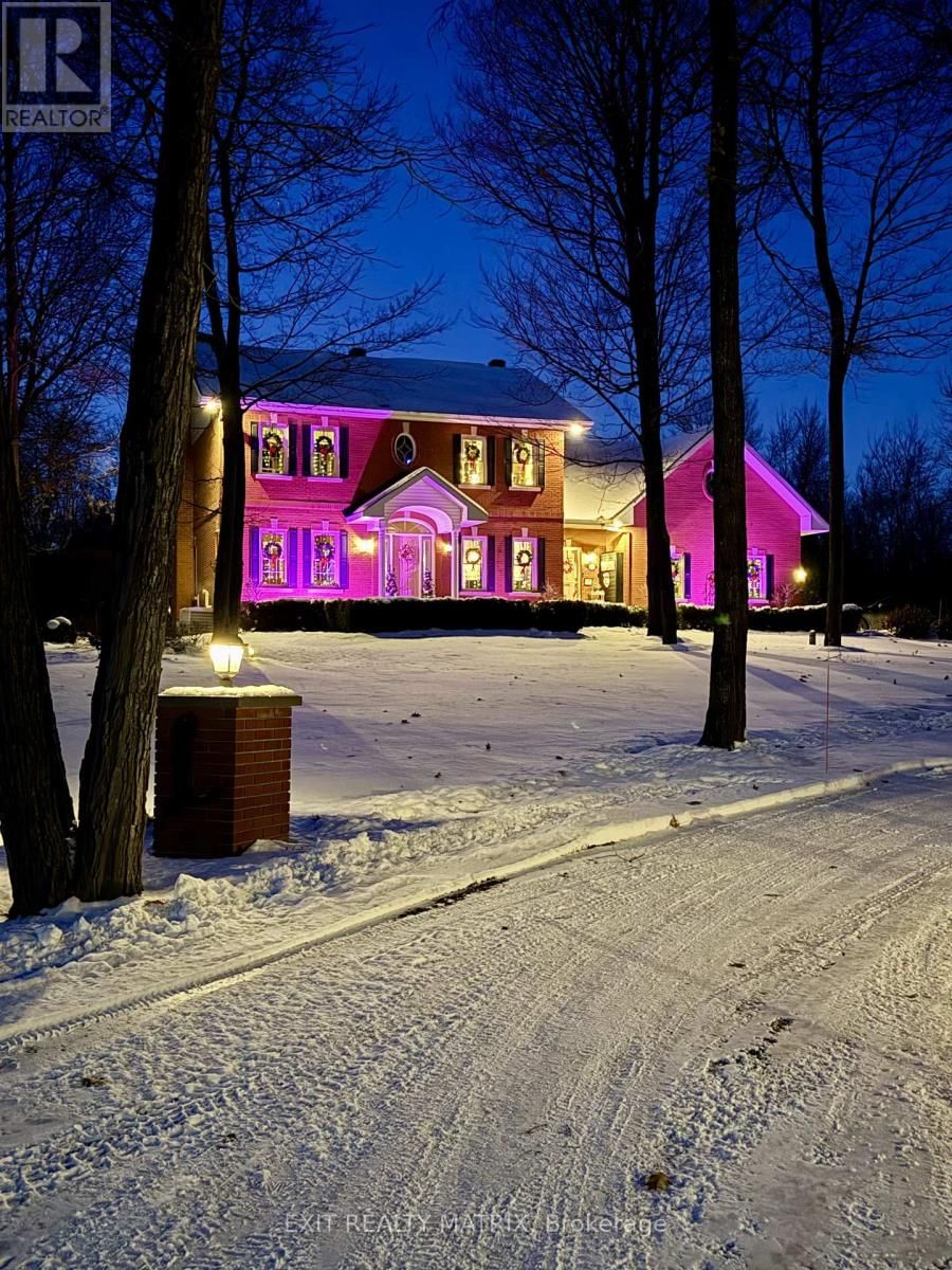 1271 GEORGES VANIER DRIVE Image 49