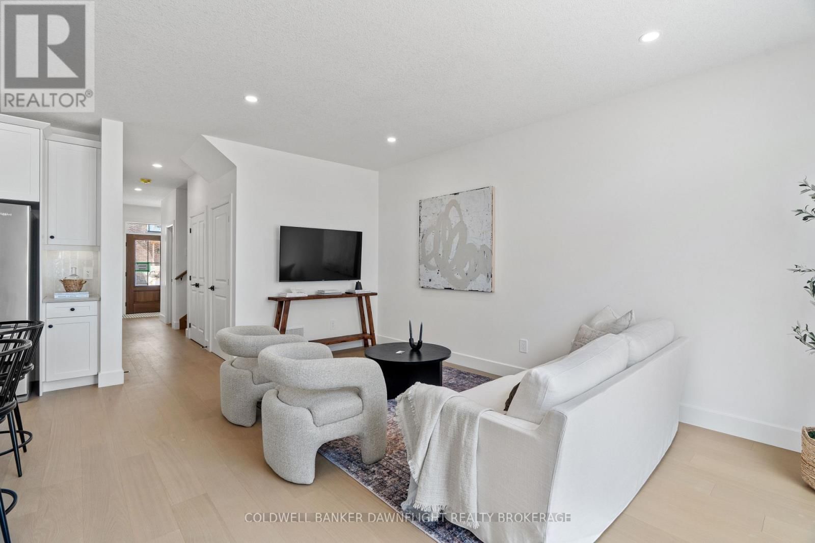 17 - 147 SCOTTS DRIVE Image 17