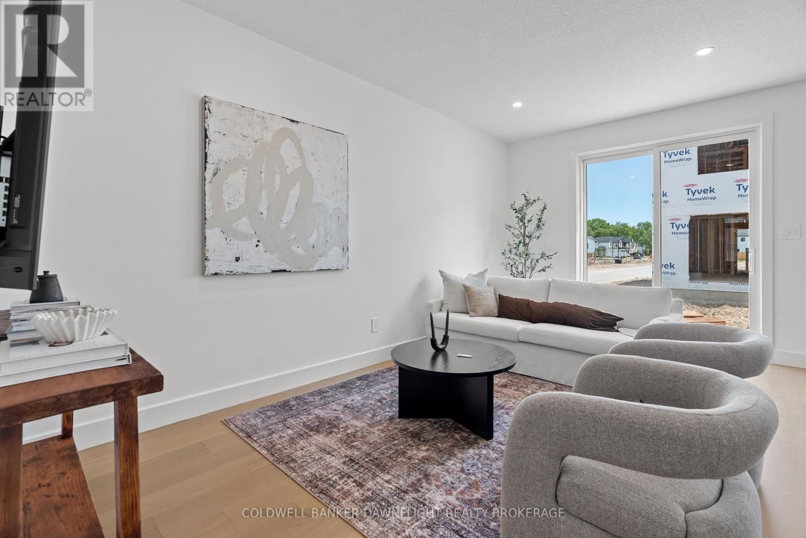 17 - 147 SCOTTS DRIVE Image 7