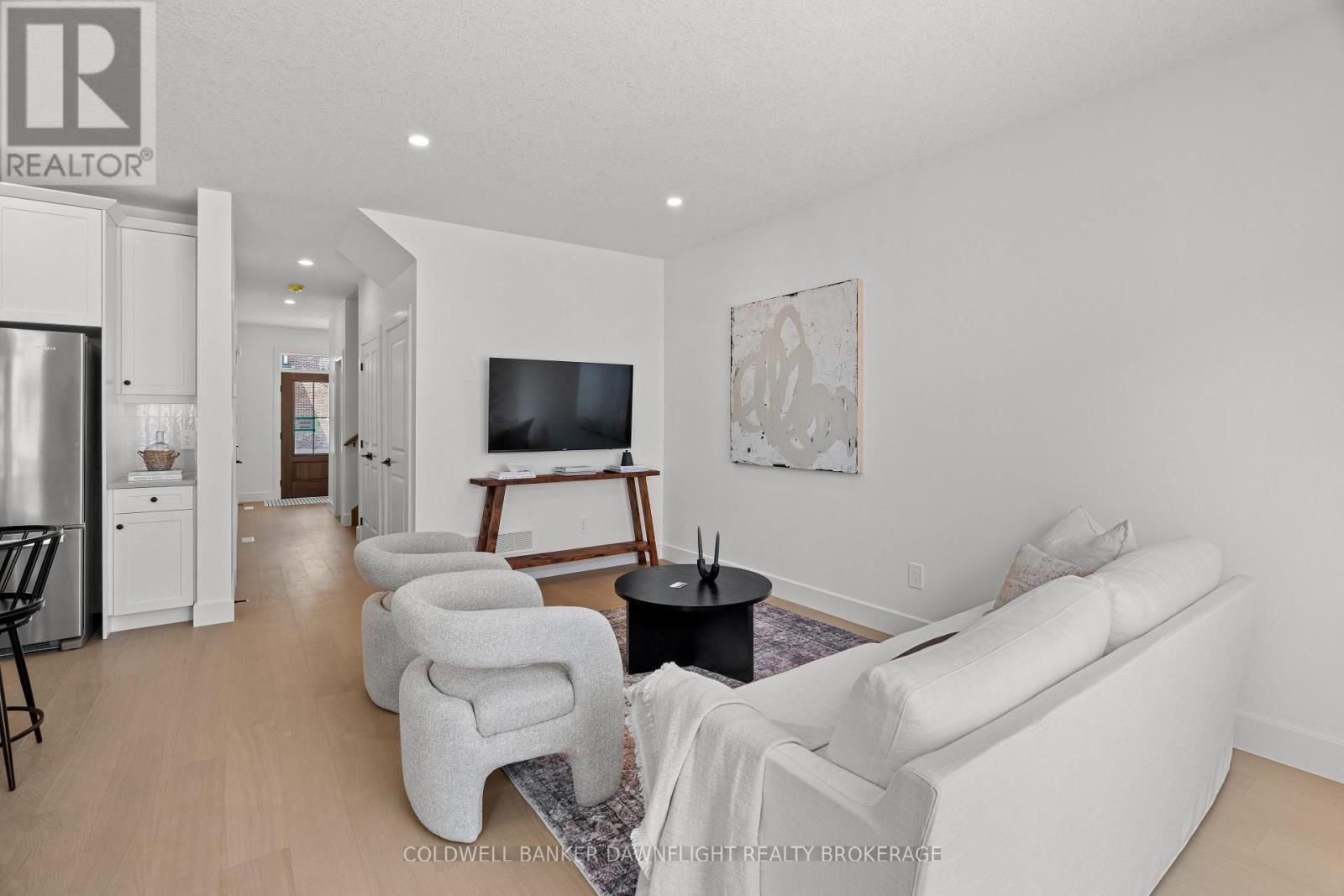 17 - 147 SCOTTS DRIVE Image 8