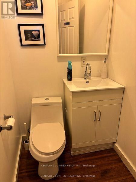 170 HUNTER STREET WEST Image 4