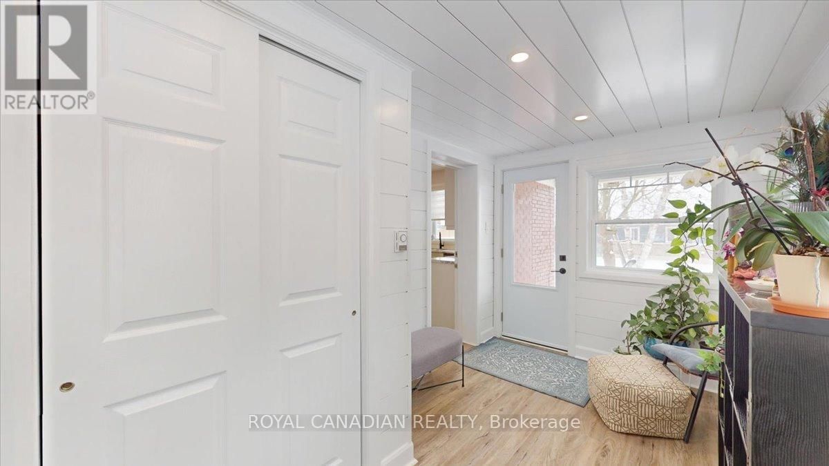 131 ELORA STREET NORTH Image 5