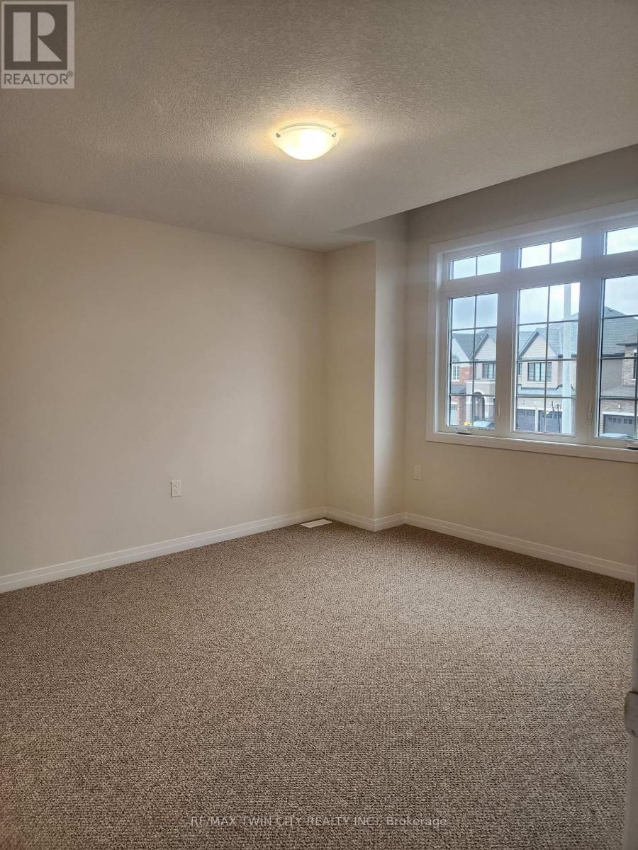 121 DAY STREET Image 12