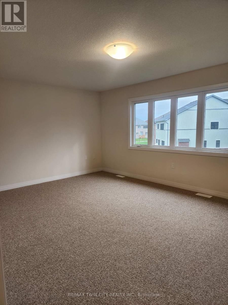 121 DAY STREET Image 16