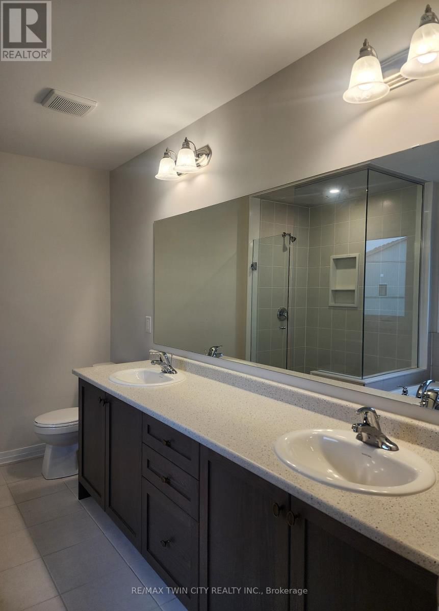 121 DAY STREET Image 18