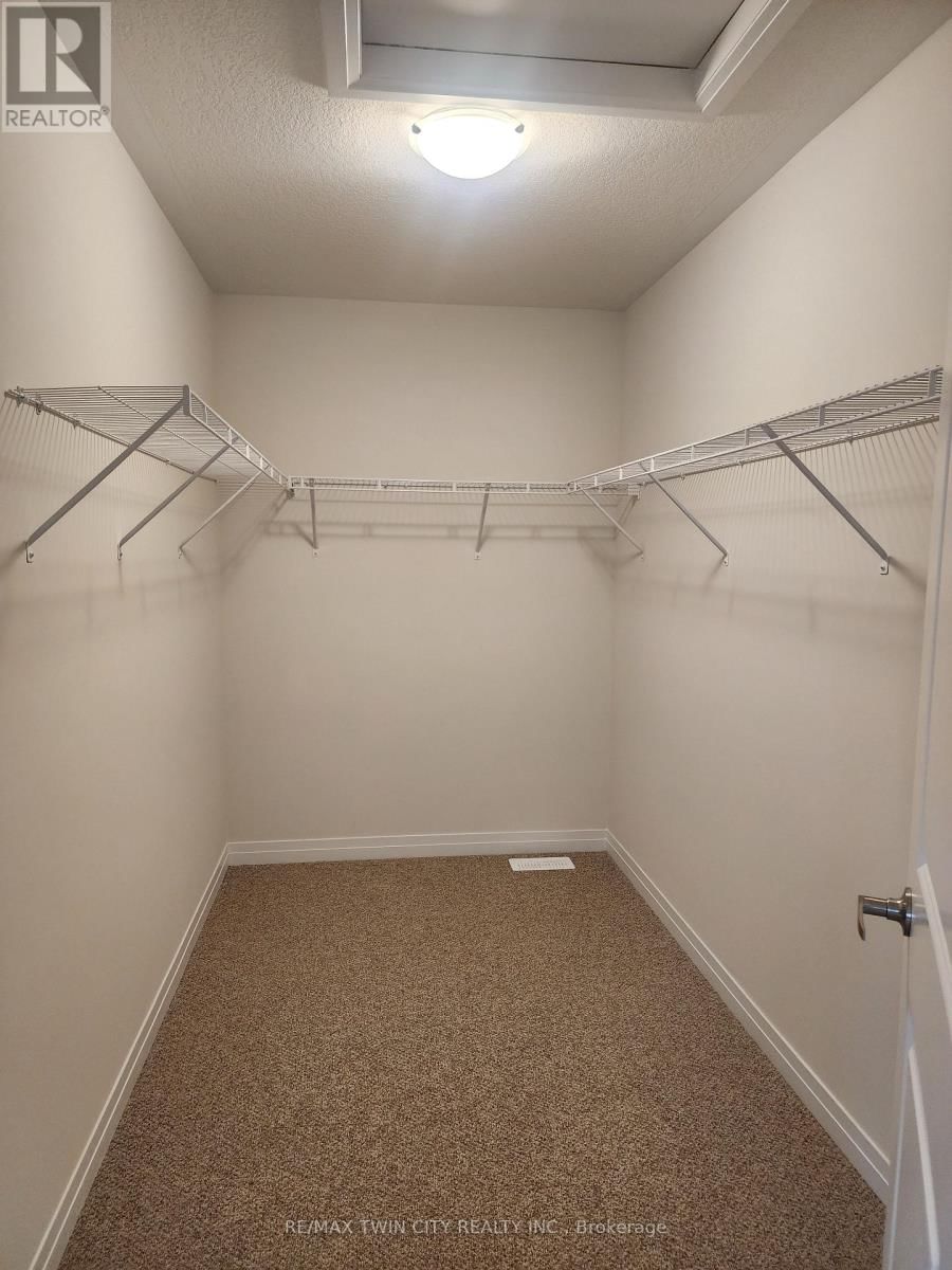 121 DAY STREET Image 20